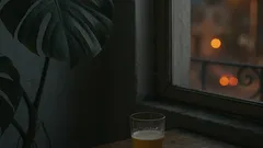 El truco de la cerveza para que tus plantas de interior brillen sin dañarlas